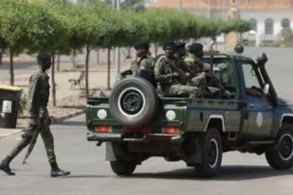 القاهرة
      الإخبارية:
      عسكريون
      يسيطرون
      على
      غينيا
      بيساو
      وسماع
      إطلاق
      نار
      قرب
      قصر
      الرئاسة