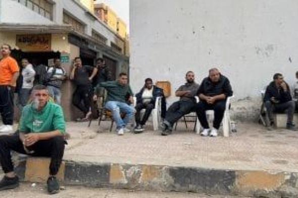 لحظة
      صدمة
      جماعية
      للعاملين
      فى
      استوديو
      مصر
      ..
      صور