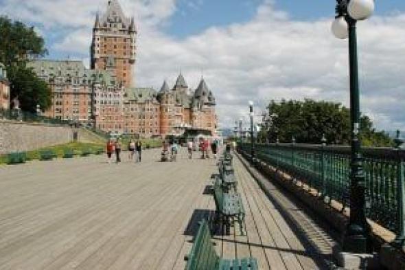 مقاطعة
      كيبيك
      الكندية
      تدرس
      قانونا
      يحظر
      الصلاة
      فى
      الأماكن
      العامة
      والمؤسسات