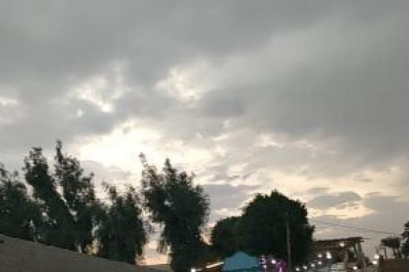 الأرصاد
      تحذر
      من
      سيول
      وضربات
      البرق
      على
      بعض
      المناطق