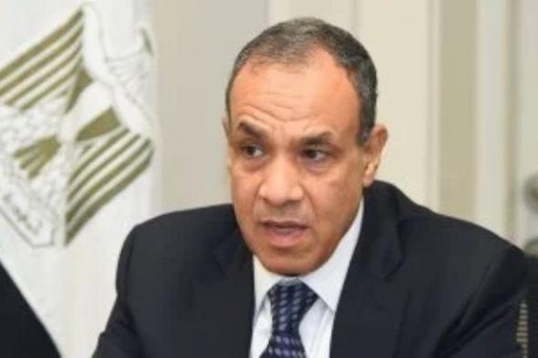 وزير
      الخارجية
      يبحث
      هاتفيا
      مع
      نظيره
      الإيرانى
      تطورات
      الملف
      النووى
      الإيرانى