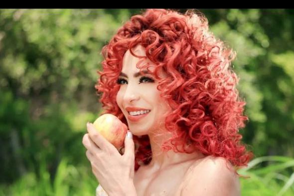 ليست
      خادشة
      للحياء|
      سر
      الضجّة
      حول
      أغنية
      «ننه
      هو»..
      ودوللي