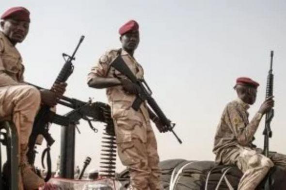 مقتل
      9
      أشخاص
      وإصابة
      17
      آخرين
      فى
      هجوم
      للدعم
      السريع
      على
      مستشفى
      عسكرى
      بالسودان