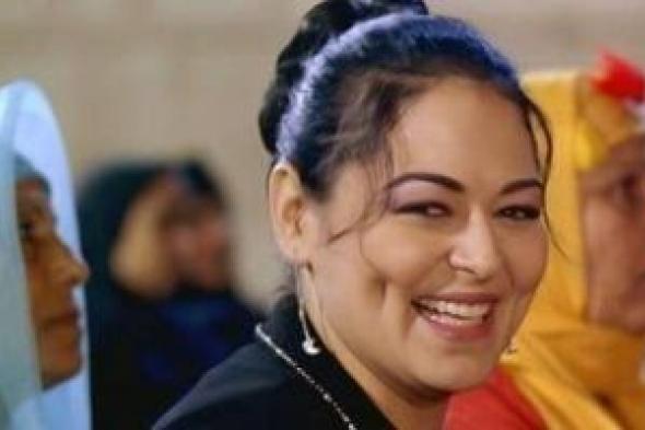 فريق
      النيابة
      يعاين
      حريق
      شقة
      الفنانة
      نيفين
      مندور
      بعد
      وفاتها
      بالإسكندرية