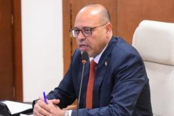 جبران:
      قانون
      العمل
      هدية
      العمال
      فى
      2025..
      واستراتيجيتان
      وطنيتان
      للتشغيل
      ×
      2026