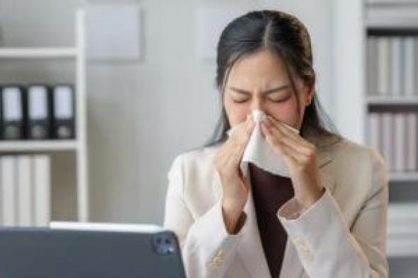 وزارة
      الصحة
      تحذر
      من
      حقنة
      البرد
      فى
      علاج
      نزلات
      الإنفلونزا..
      فيديو