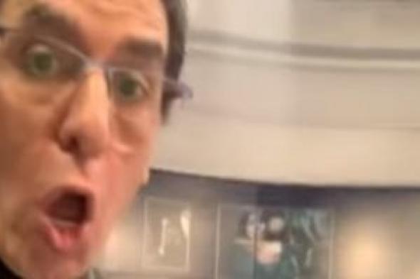 محمد
      ناصر..
      حصل
      على
      50%
      فى
      الثانوية
      ولم
      يقبل
      سوى
      فى
      قسم"
      النحت"..
      وأسرته:
      دخل
      الجماعة
      علشان
      الفلوس