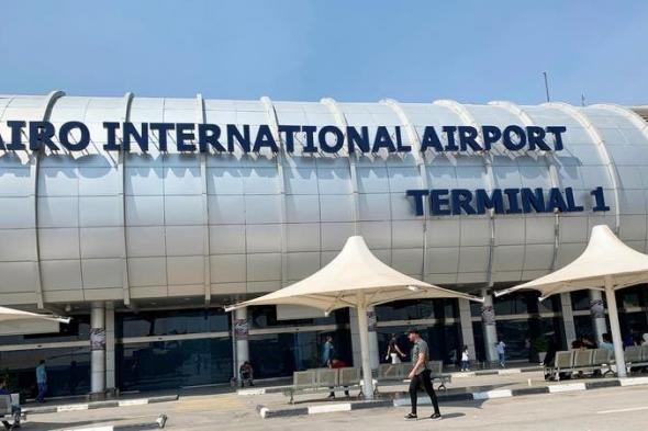 رسميًا
      |
      وداعاً
      للأسلوب
      الورقي..
      إلغاء
      "كارت
      الجوازات"
      نهائياً
      في
      مطارات
      مصر