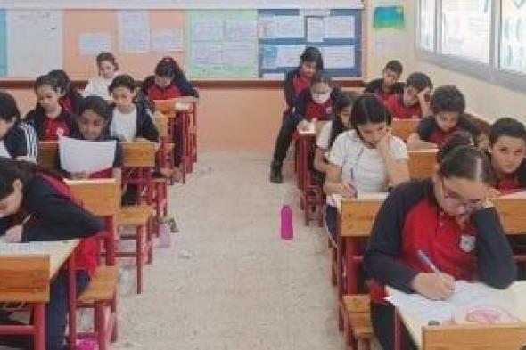 الأسبوع
      المقبل..
      انطلاق
      امتحانات
      نصف
      العام
      لصفوف
      النقل..
      تفاصيل