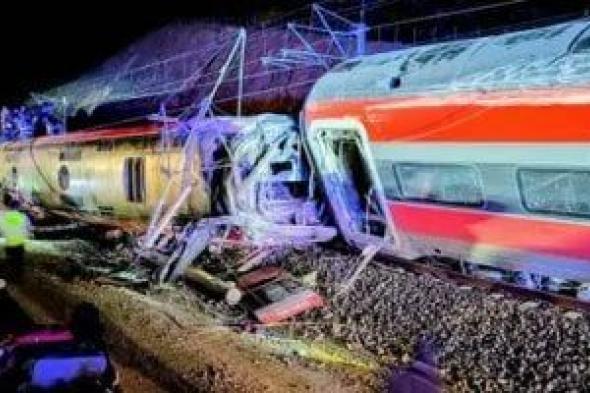 10
      قتلى
      على
      الأقل
      فى
      تصادم
      قطارين
      فى
      إسبانيا..
      فيديو