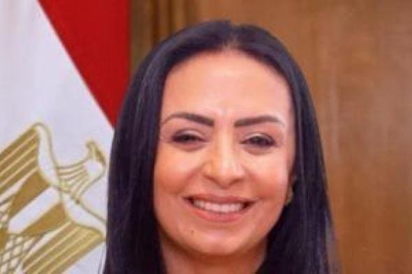 وزيرة
      التضامن:
      صرف
      مساعدات
      تكافل
      وكرامة
      عن
      مايو
      غدا
      بماكينات
      الصراف
      الآلى