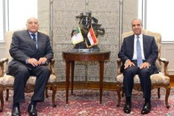 تحرك
      مصرى
      جزائرى
      عاجل
      بشأن
      ليبيا..
      دعم
      للانتخابات
      ورفض
      التدخلات
      الخارجية