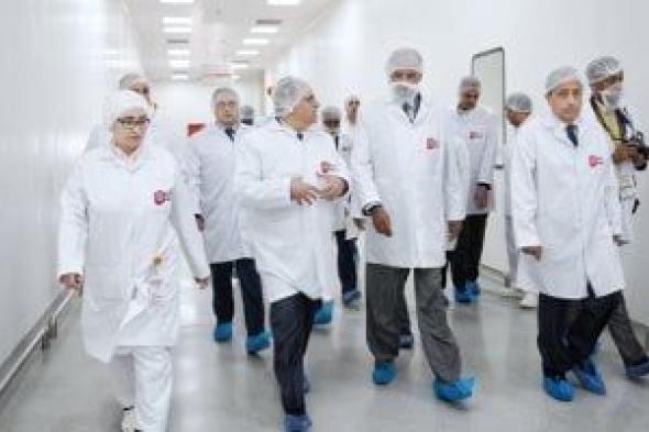 رئيس
      هيئة
      الدواء
      يستقبل
      رئيس
      إريتريا
      بمصنع
      جيبتو
      فارما
      لبحث
      آفاق
      التعاون