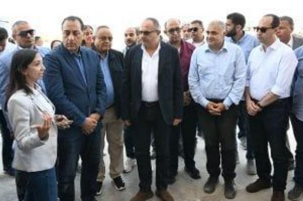 مدبولي:
توجيه
الرئيس
بتحويل
مصر
لمركز
إقليمي
رئيسي
لتداول
الغاز
والطاقة
يتحقق