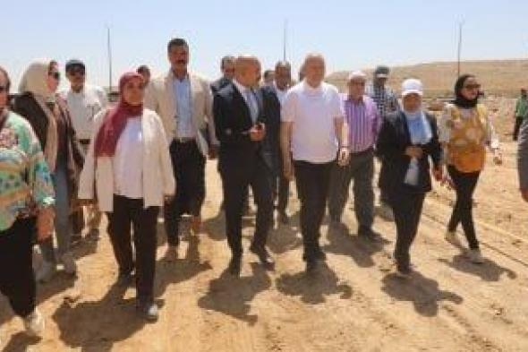 نقلة
      حضارية..
      محافظ
      القاهرة
      يتفقد
      مشروع
      "شلتر
      الكلاب
      الضالة"
      بالتبين