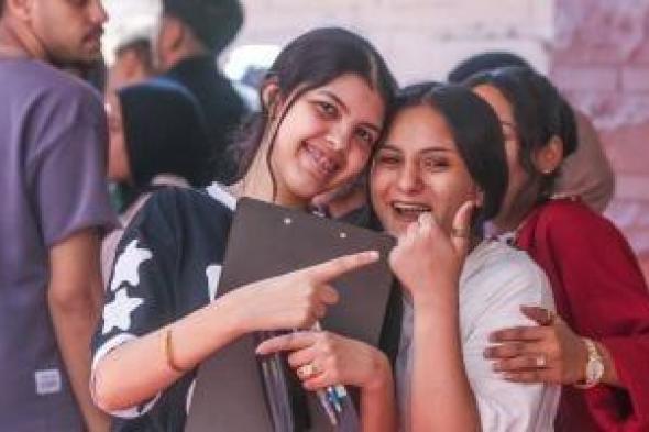 عدد
      أسئلة
      امتحان
      العربى
      للثانوية
      ونصائح
      للطلاب
      قبل
      انطلاق
      الاختبار
      غدا