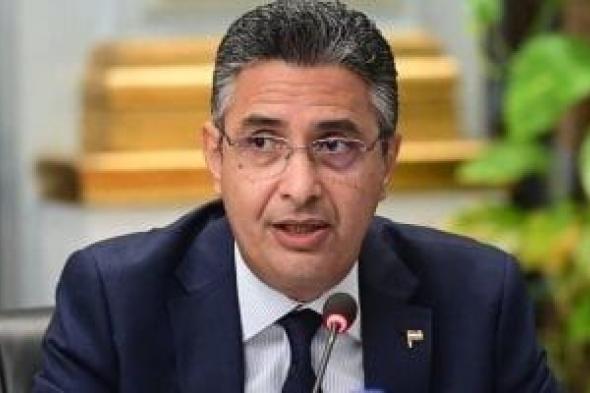 ما
      المناطق
      الساحلية
      لصرف
      الخبز
      المدعم
      ؟..
      وزارة
      التموين
      تجيب