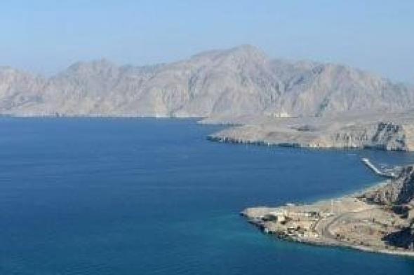 الجيش
      الأمريكى
      يشن
      ضربات
      ضد
      إيران..
      وطهران:
      انتهاك
      لمذكرة
      التفاهم